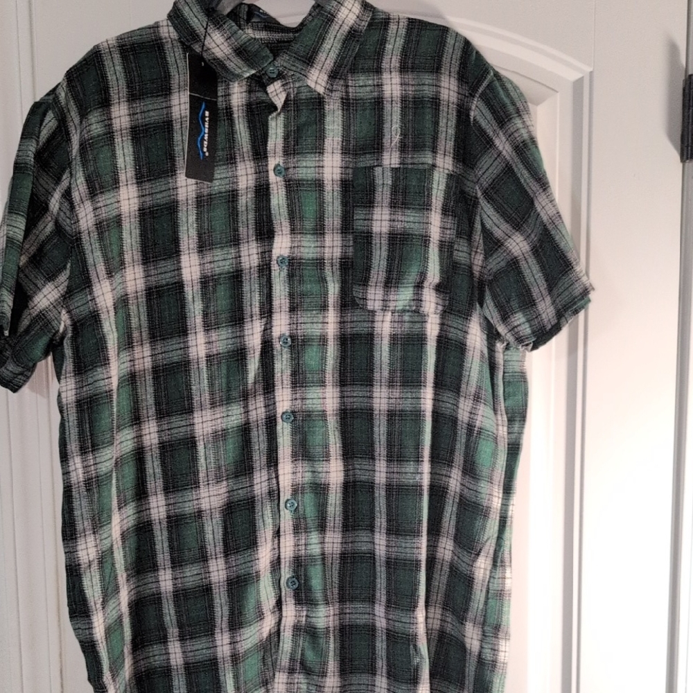 Classic Green Plaid Men's Button-Down Shirt